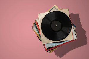Виниловые пластинки в современном мире: возвращение легенды